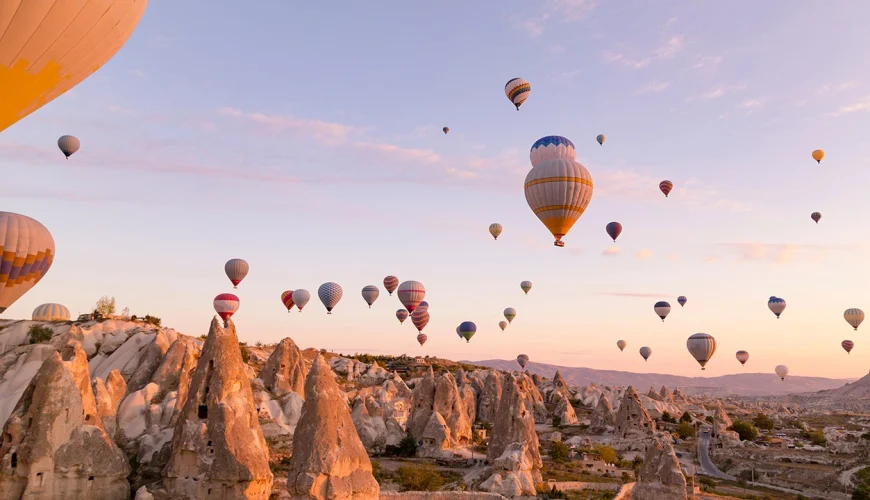 hot air balloon tour, Cappadocia, sunrise flight, Turkey adventure